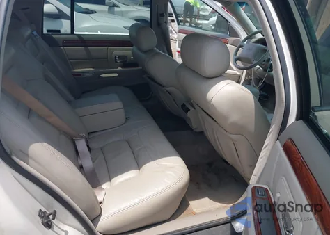 1999 Cadillac Deville Standard from USA, damaged, VIN 1G6KD54Y8XU809438